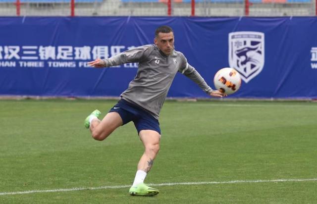 专访斯坦丘：我是团队型球员 若重逢奥斯卡很美妙